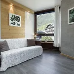 Apartment Beausite, Alpes Agency, Central Chamonix, Sleeps 2-4 Шамони