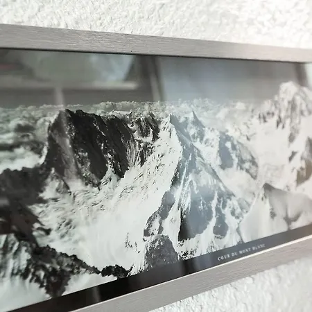 Apartment Beausite, Alpes Agency, Central Chamonix, Sleeps 2-4 Шамони